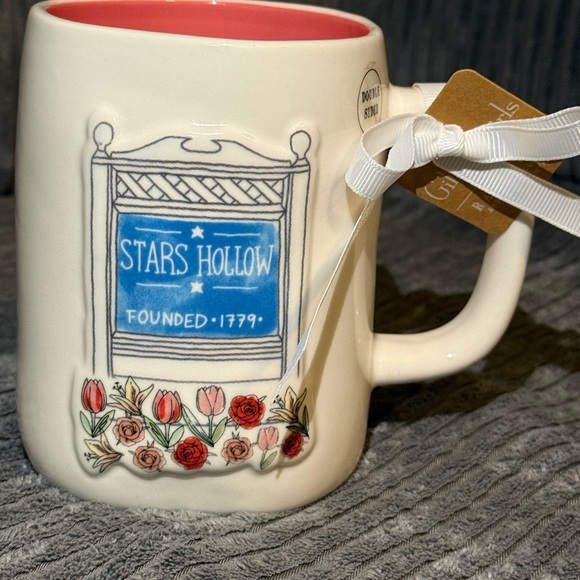 Rae Dunn x Gilmore Girls Mug with Pink Interior I’D RATHER BE IN STARS HOLLOW - Picture 4 of 8